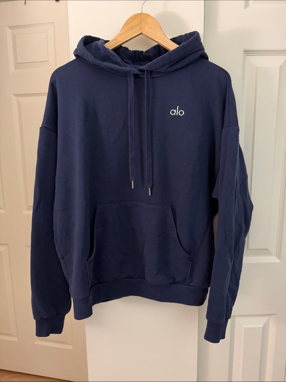 ALO Yoga Men’s Navy Pullover Hoodie with Chest Logo